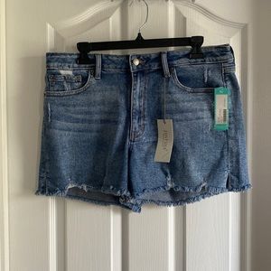 NWT Just USA Mid Rise Jean Shorts Size 32